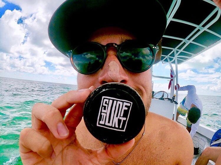 AJ <a href="https://www.instagram.com/ajhigdon/" target="_blank">@ajhigdon</a>